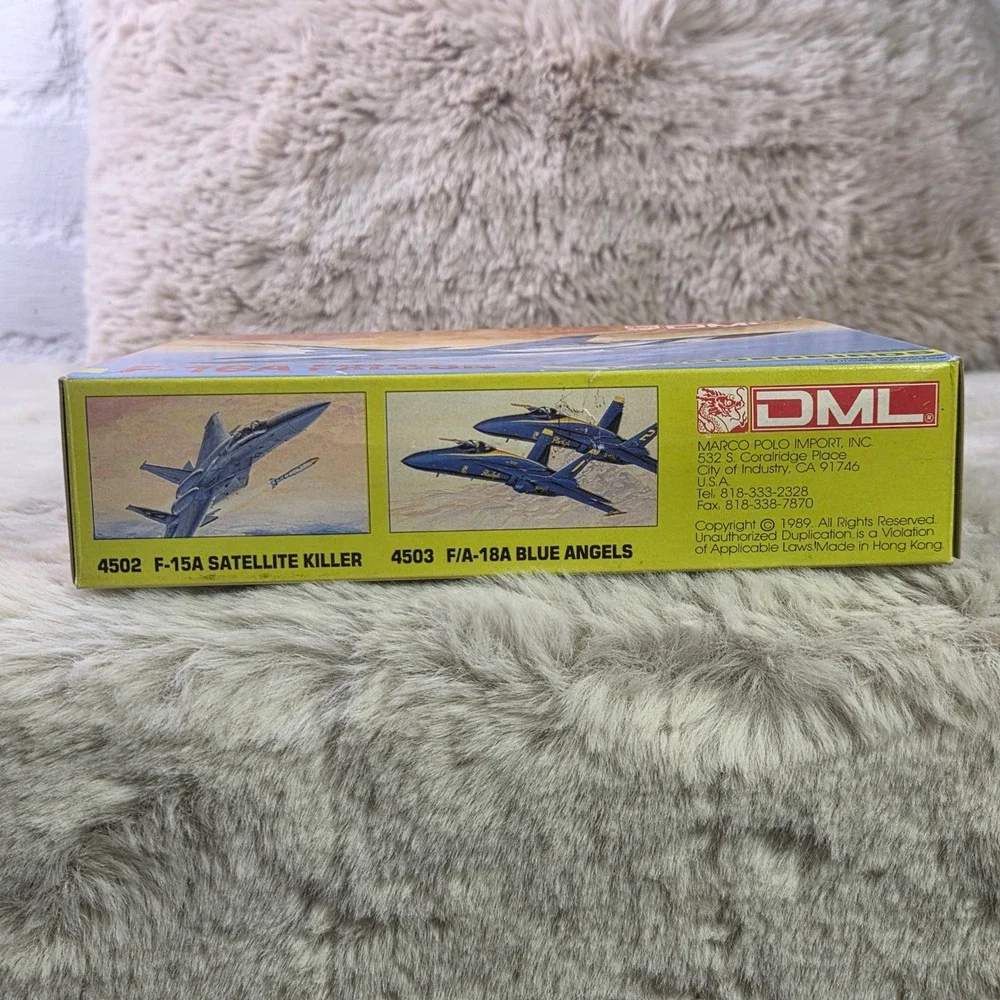 DML F-16A Fighting Falcon Thunderbirds 1:144 Scale Model Kit 4504 Vintage 1989